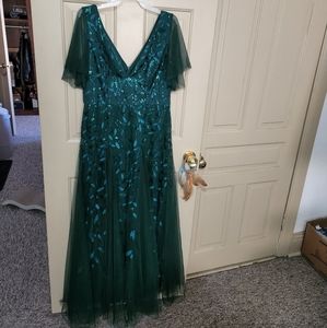 V Veck Gown